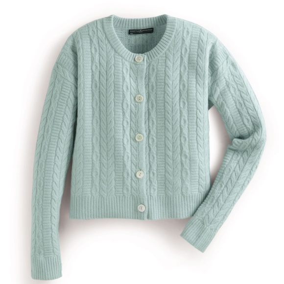 Peruvian Connection Cropped Cableknit Sweater - Picture 7 of 9